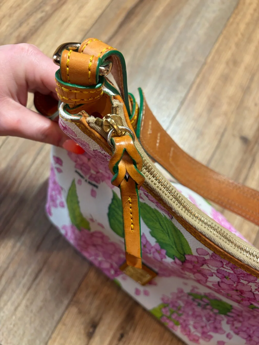 Dooney & Bourke Lucy Hydrangea Hobo Bag Pink White Floral Shoulder Purse HY633